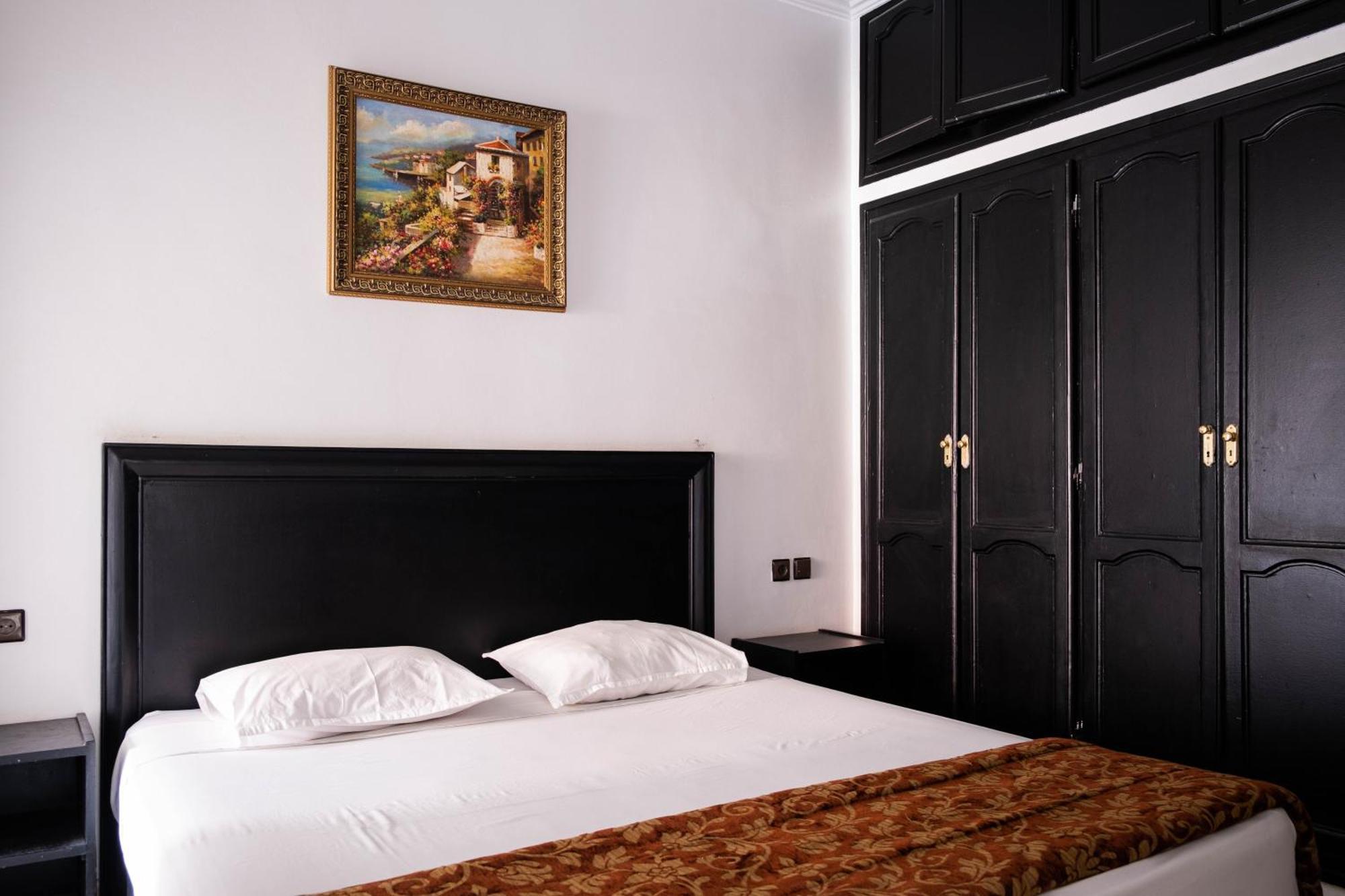 Apart Hotel Larbi Marrakesh Exterior foto